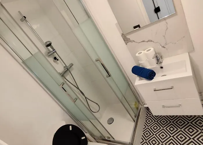 Rent A - Cosy Apartment